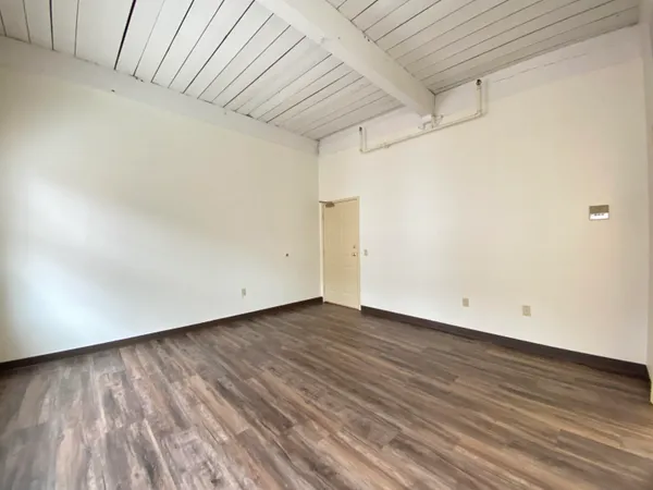 $1,602 | 30 Hanover Street, Unit 305, Manchester, NH 03101