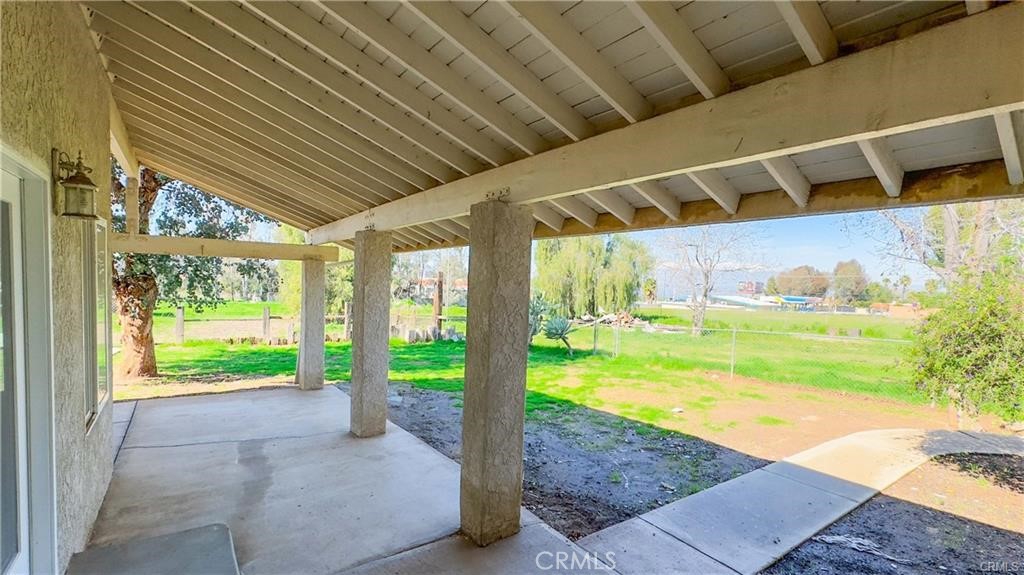 16201 Alta Cresta Avenue Riverside, CA 92508 - Photo 38 of 51