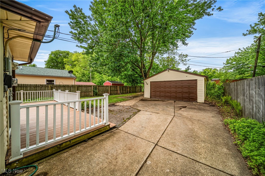 5052 Forest Road Mentor, OH 44060 - Photo 6 of 36 Gallery Image 6