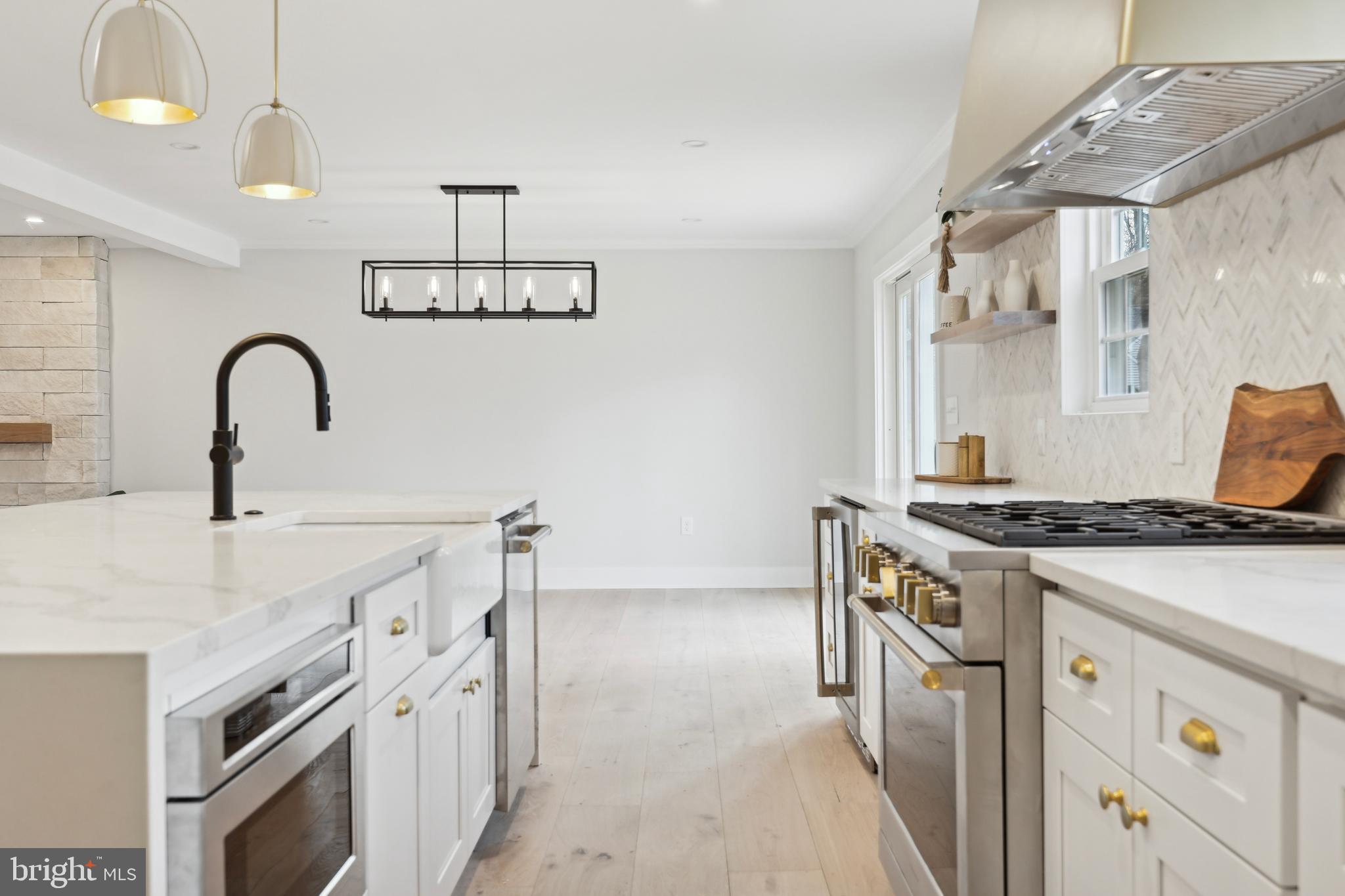 827 Weadley Road Wayne, PA 19087 - Photo 12 of 96