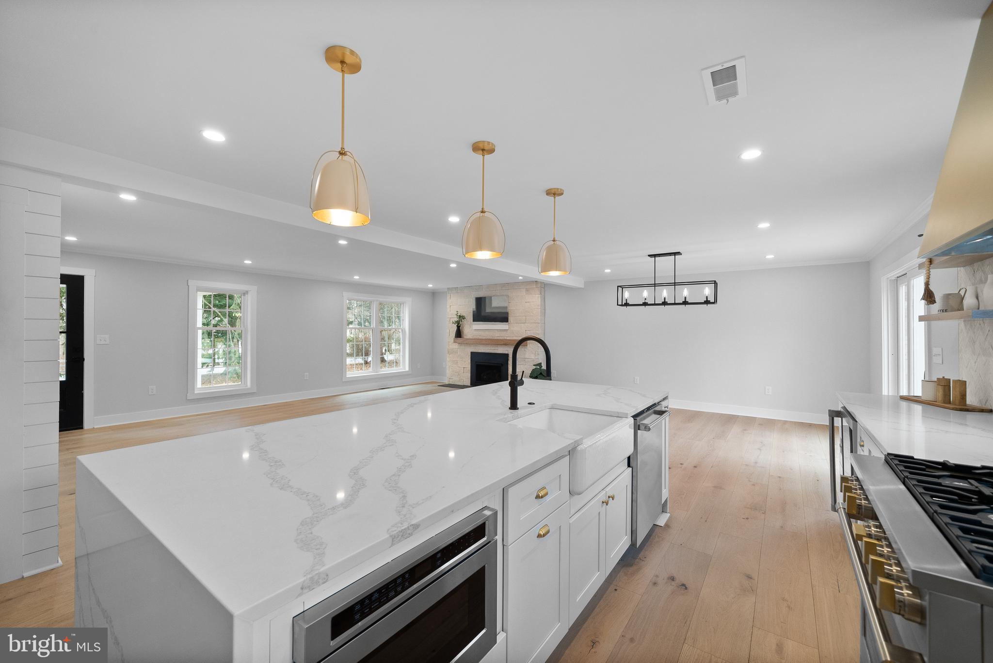 827 Weadley Road Wayne, PA 19087 - Photo 31 of 96