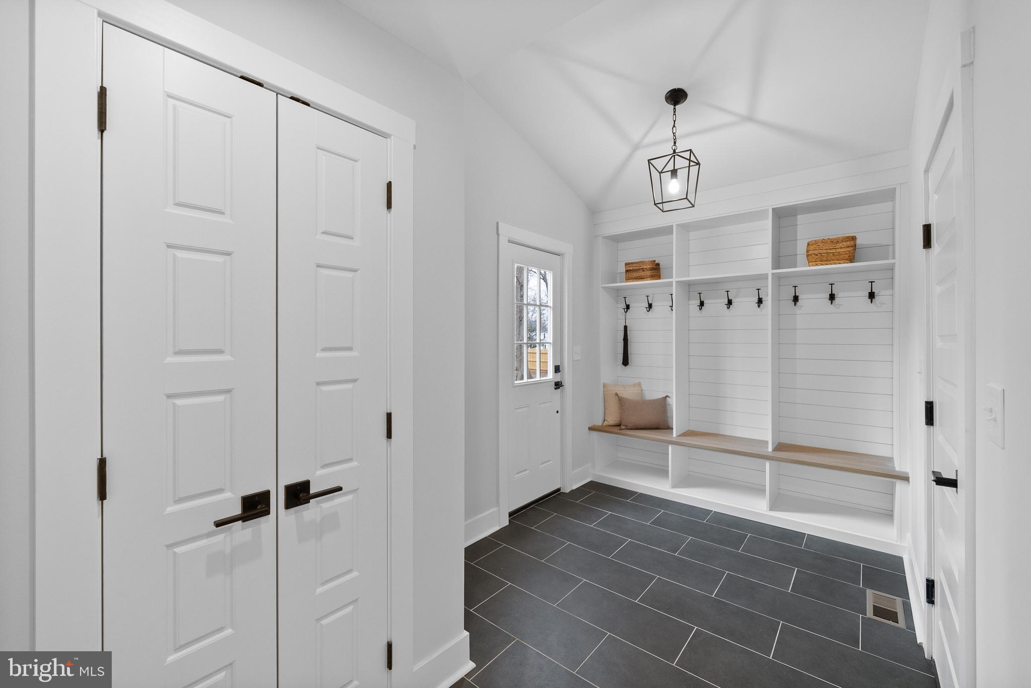 827 Weadley Road Wayne, PA 19087 - Photo 42 of 96