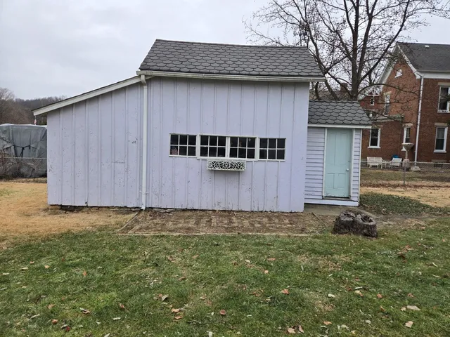 $244,000 | 1023 Cliff Street, Brookville, IN 47012