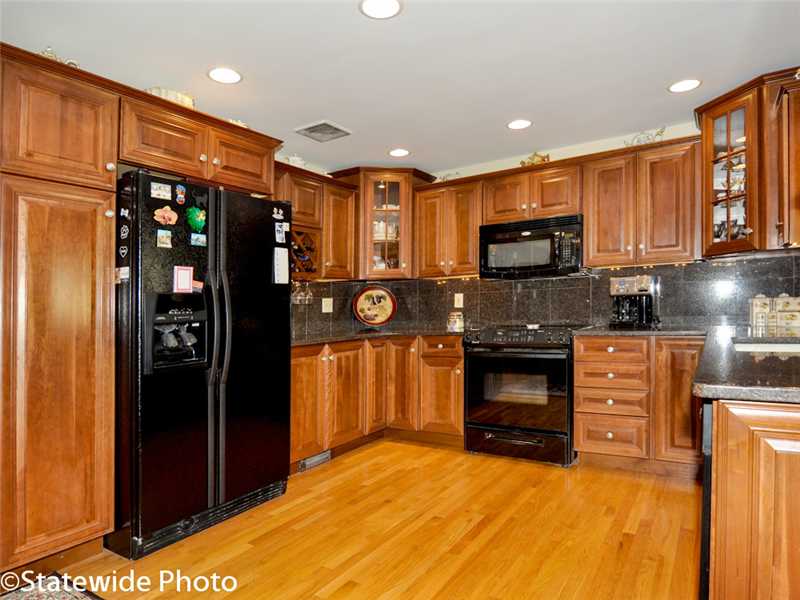 242 Westcott Road Scituate, RI 02857 - Photo 9 of 25 Kitchen.