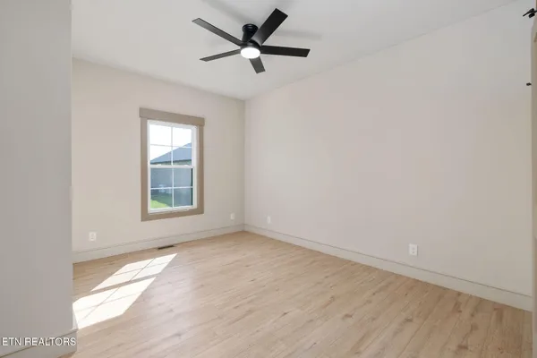 $629,900 | 12123 Harvard Lane, Glade Spring, VA 24340