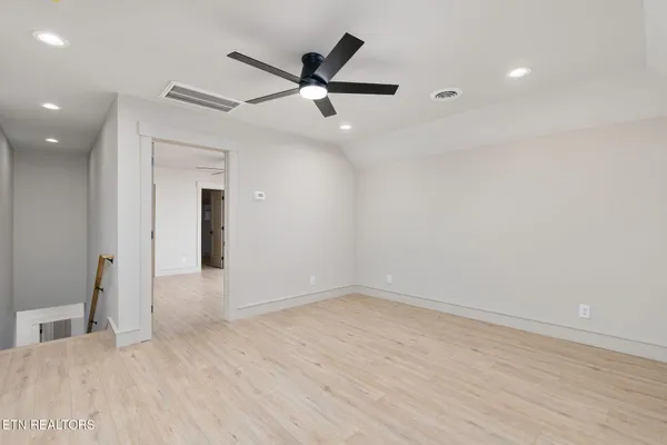 $629,900 | 12123 Harvard Lane, Glade Spring, VA 24340