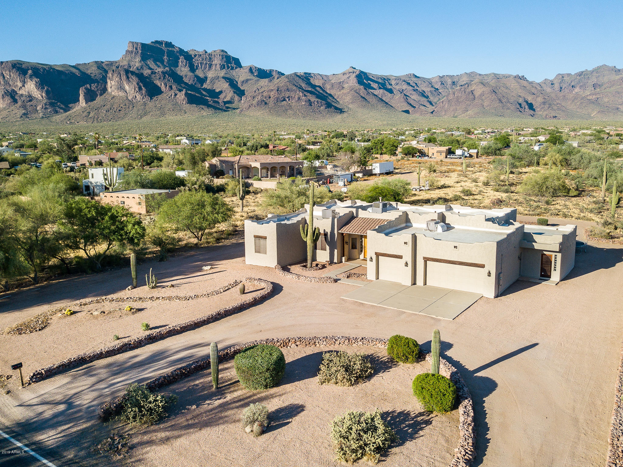 1515 South Geronimo Road Apache Junction, AZ 85119 - Photo 1 of 29 1515 S Geronimo Rd (5 of 30)