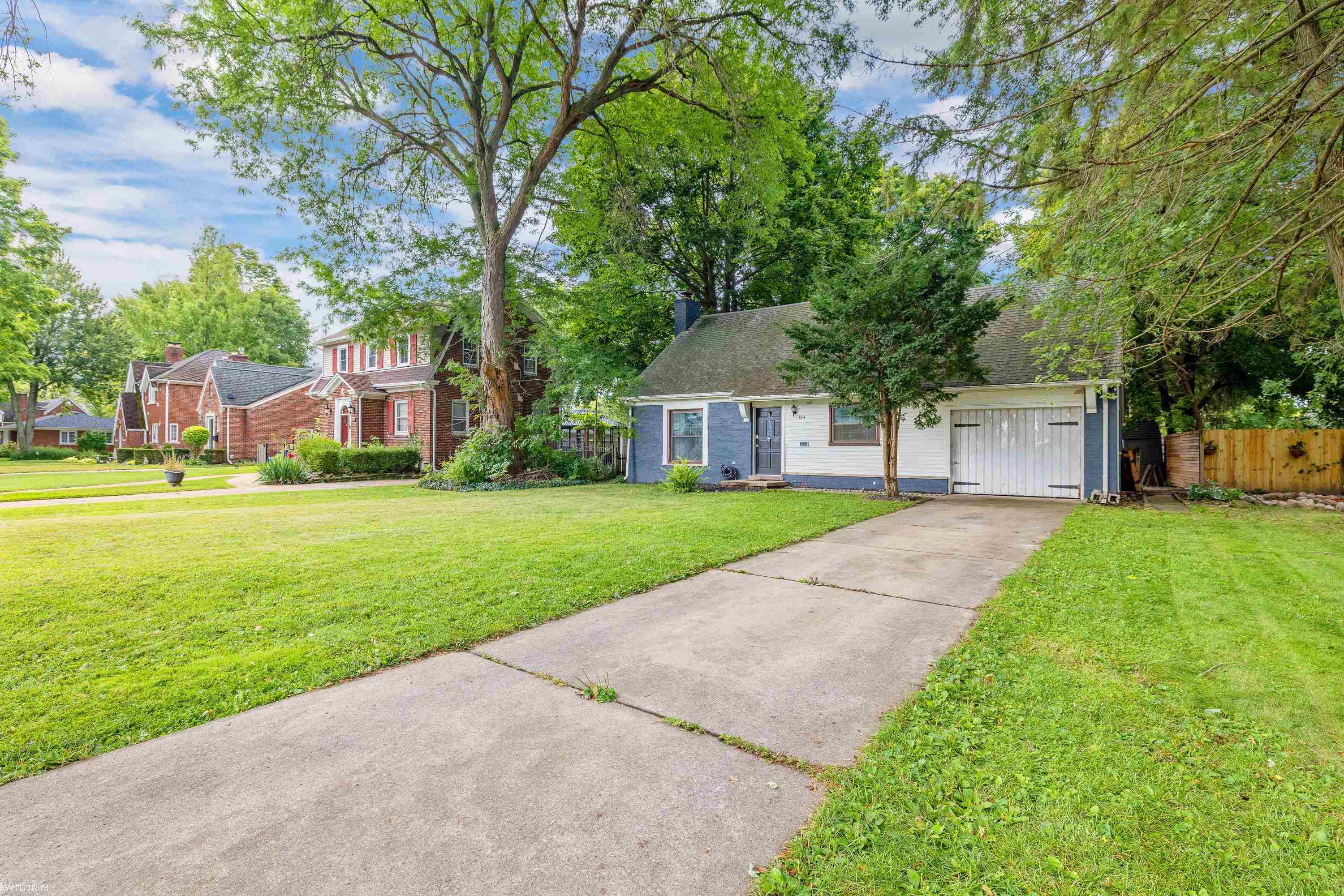 104 Riverside Drive Mount Clemens, MI 48043 - Photo 45 of 47 50187978-82c01e66-76db-4d67-9952-ee090e31450a.JPG