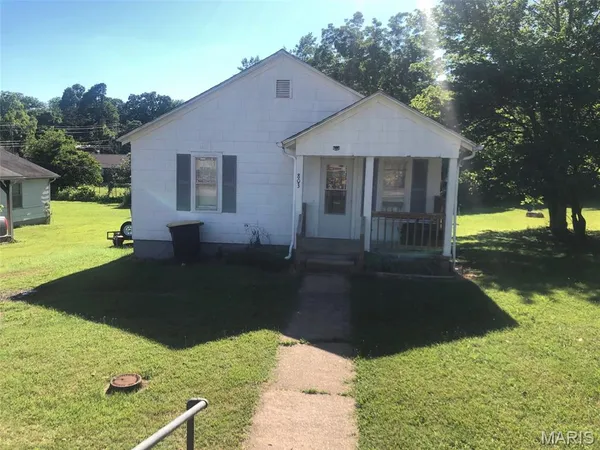 $59,900 | 803 Elm Street, Doniphan, MO 63935