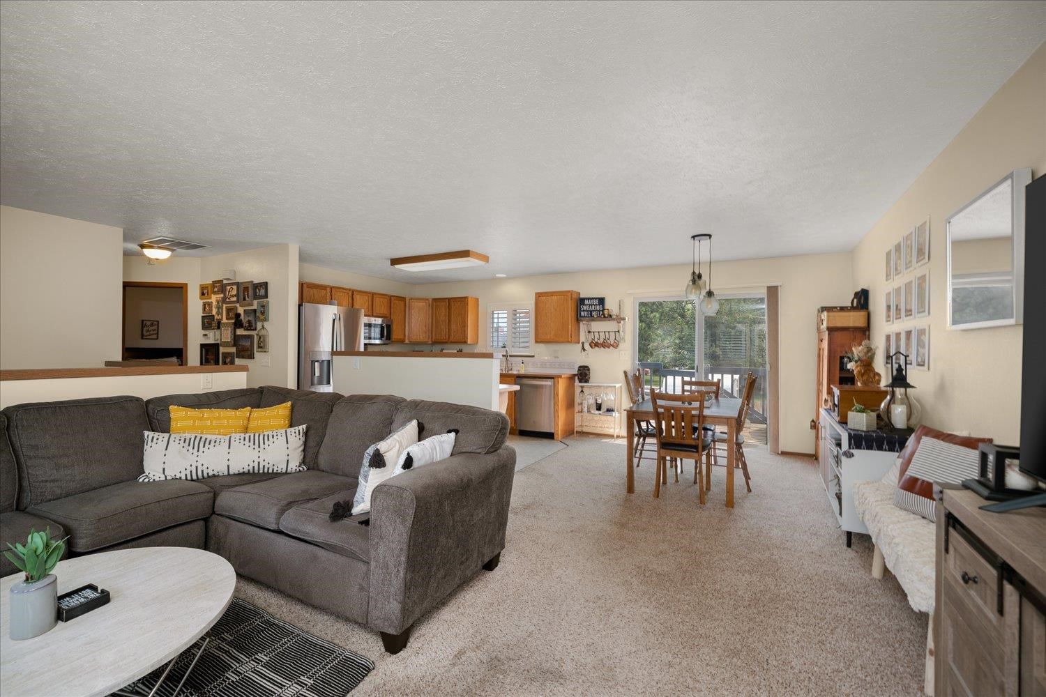 4920 North Best Road Spokane Valley, WA 99216 - Photo 8 of 39