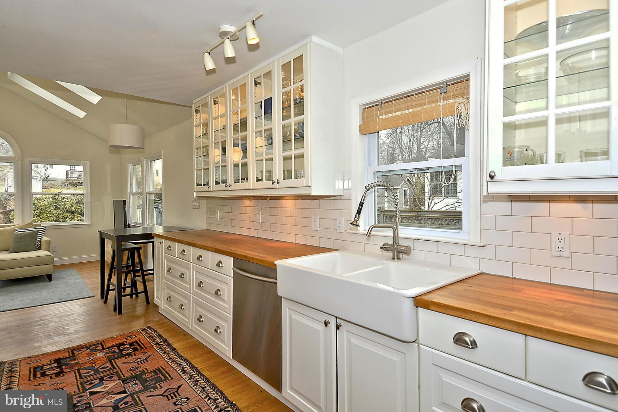 1109 Dryden Street Silver Spring, MD 20901 - Photo 7 of 30 Kitchen