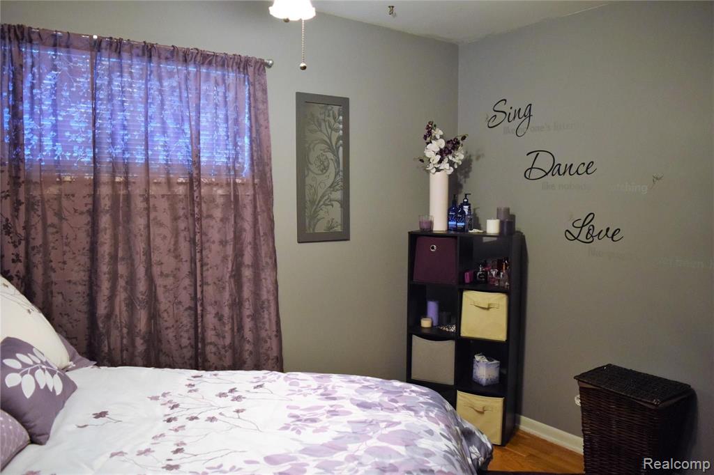 2826 Riegle Avenue Flint, MI 48506 - Photo 9 of 17