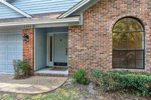 $299,900 | 1740 Brookside Boulevard, Tallahassee, FL 32301