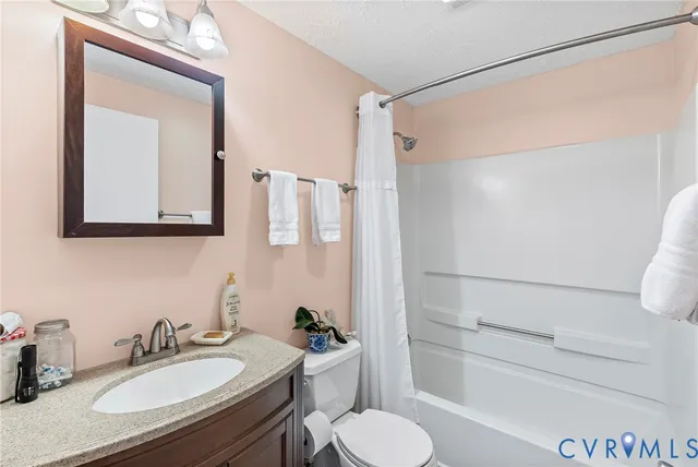 $259,400 | 400 Germantown Road, Farmville, VA 23901