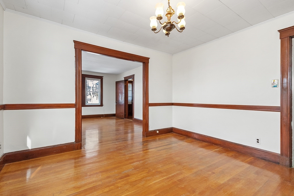29-31 Bay State Road Quincy, MA 02171 - Photo 9 of 40 Gallery Image 9