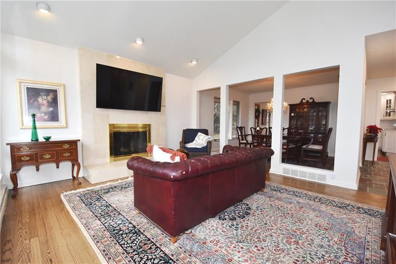 210 Eton Road Pittsburgh, PA 15205 - Photo 11 of 33 Gallery Image 11
