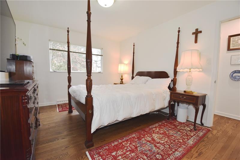 210 Eton Road Pittsburgh, PA 15205 - Photo 15 of 33 Gallery Image 15