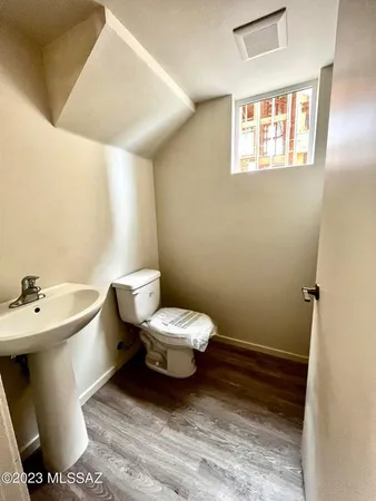 $1,950 | 1868 South Poetry Lane, Tucson, AZ 85711