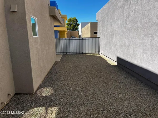 $1,950 | 1868 South Poetry Lane, Tucson, AZ 85711