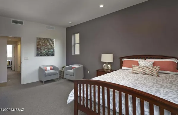 $1,950 | 1868 South Poetry Lane, Tucson, AZ 85711