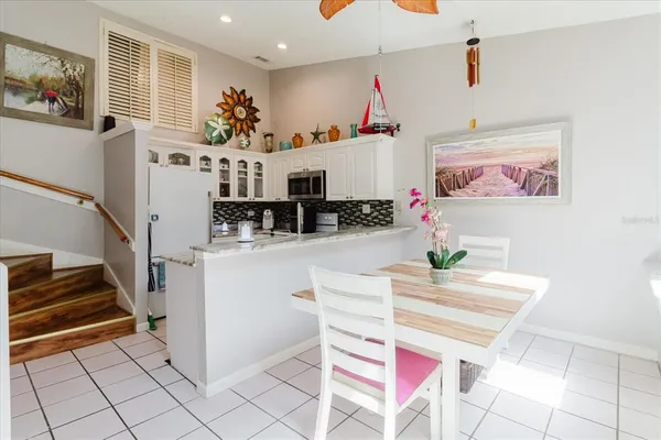 $225,000 | 6420 92nd Place North, Unit 1202, Pinellas Park, FL 33782
