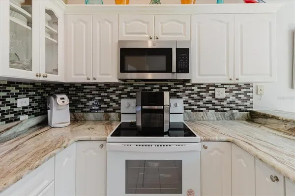 $225,000 | 6420 92nd Place North, Unit 1202, Pinellas Park, FL 33782