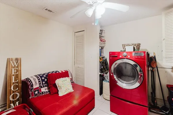 $225,000 | 6420 92nd Place North, Unit 1202, Pinellas Park, FL 33782