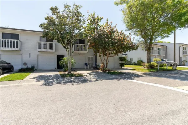 $225,000 | 6420 92nd Place North, Unit 1202, Pinellas Park, FL 33782