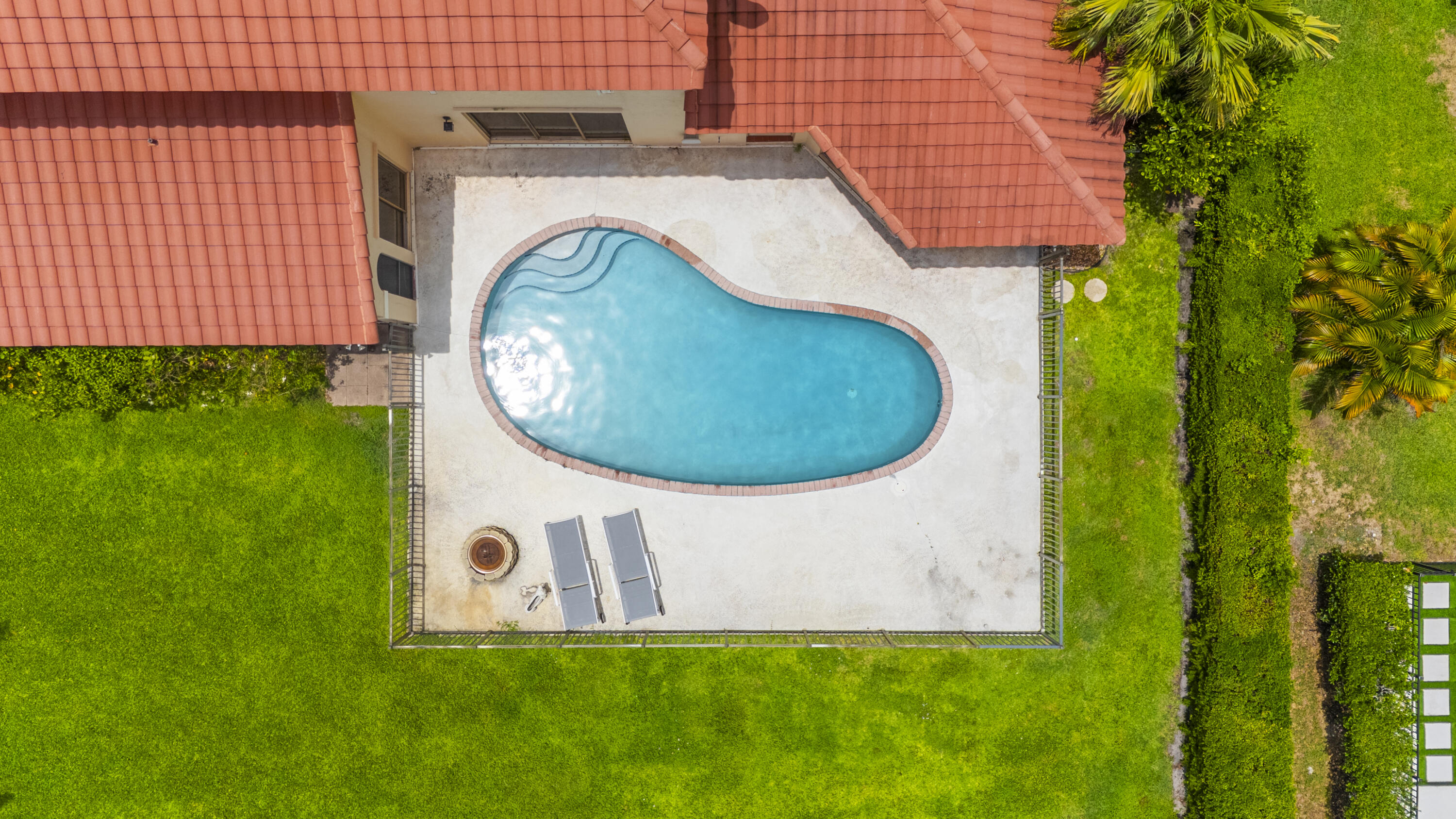 12715 Kingsway Road Wellington, FL 33414 - Photo 50 of 56 DJI_20260625130355_0023_D