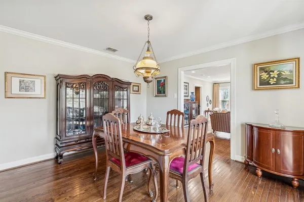 $1,995,000 | 8212 Midway Road, Dallas, TX 75209