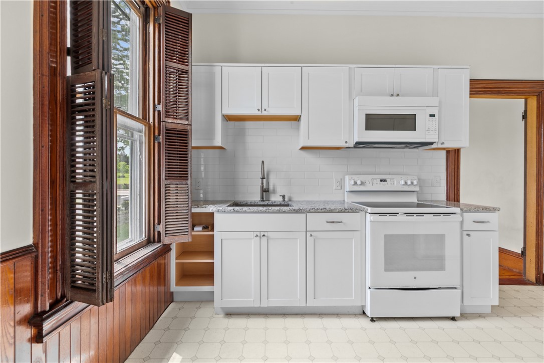 2951 East Main Road, Unit 1 Portsmouth, RI 02871 - Photo 15 of 28 Gallery Image 15