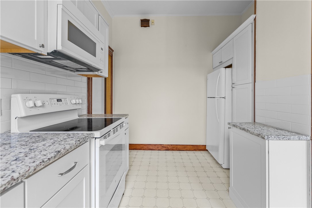 2951 East Main Road, Unit 1 Portsmouth, RI 02871 - Photo 16 of 28 Gallery Image 16
