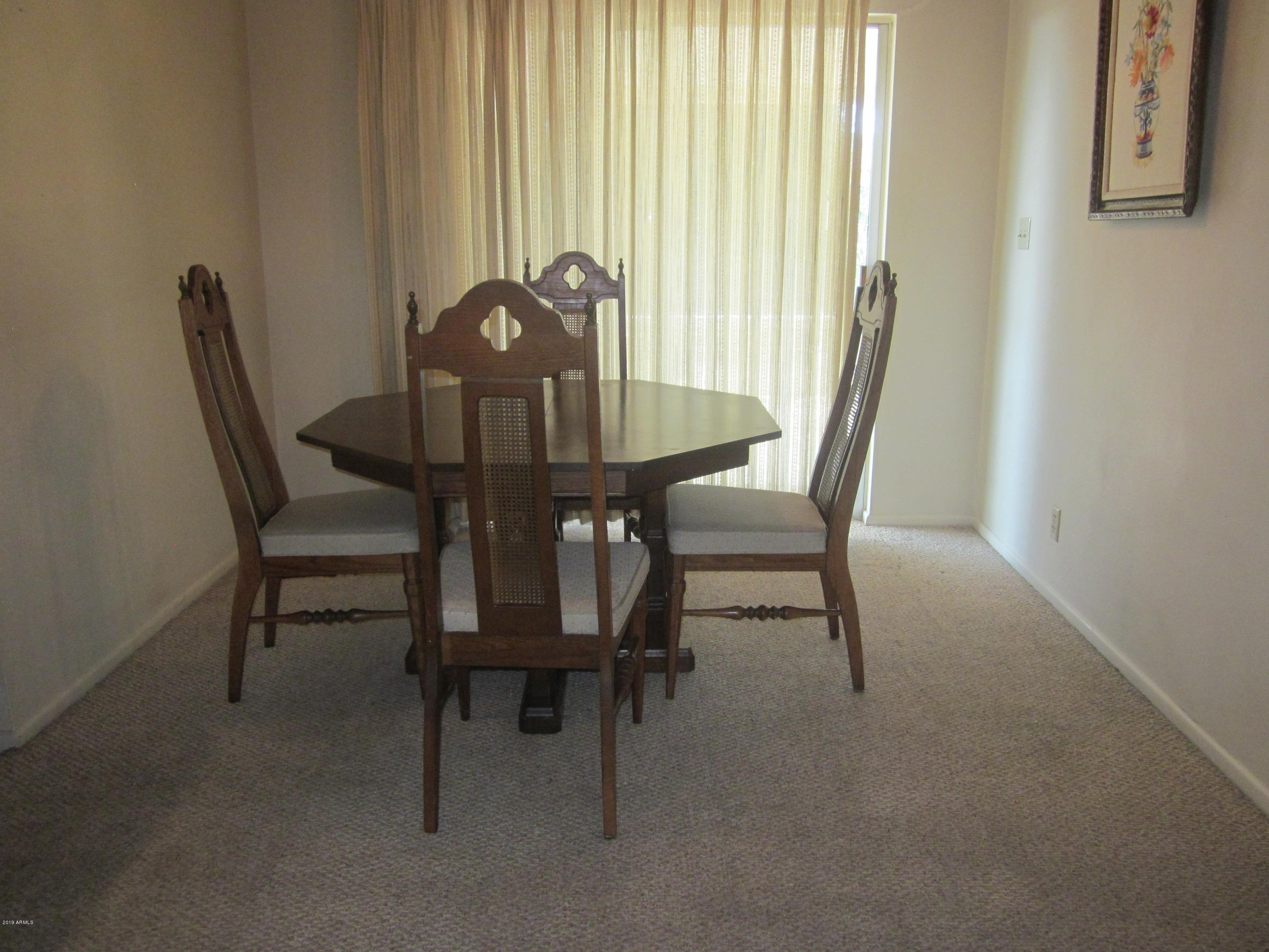 6010 Casper Road Mesa, AZ 85205 - Photo 3 of 6 Dining