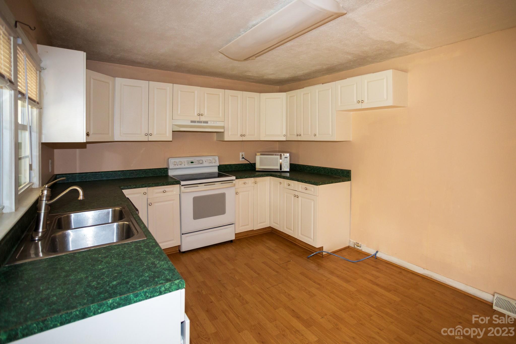 60 Rash Road Asheville, NC 28806 - Photo 11 of 23 Gallery Image 11