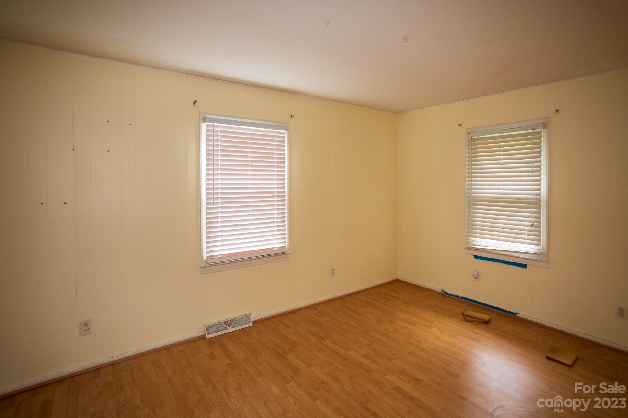 60 Rash Road Asheville, NC 28806 - Photo 8 of 23 Gallery Image 8