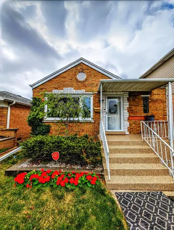 $369,000 | 2311 Park Avenue, North Riverside, IL 60546