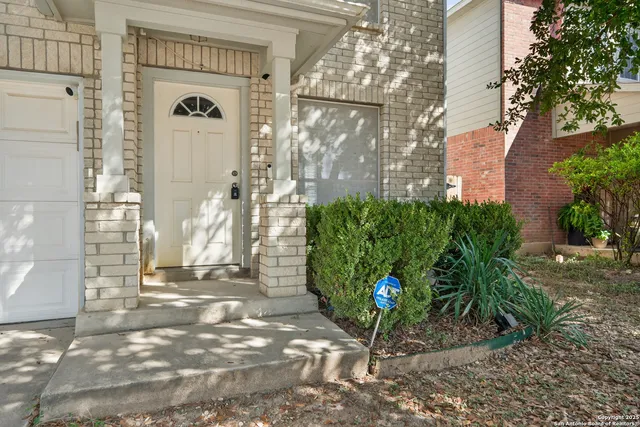 $295,000 | 10223 Huisache Field, Helotes, TX 78023