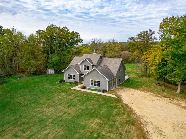 $629,500 | 166 South Rocky Hill Road, Galena, IL 61036