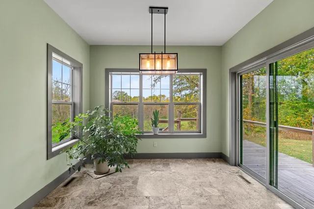 $629,500 | 166 South Rocky Hill Road, Galena, IL 61036