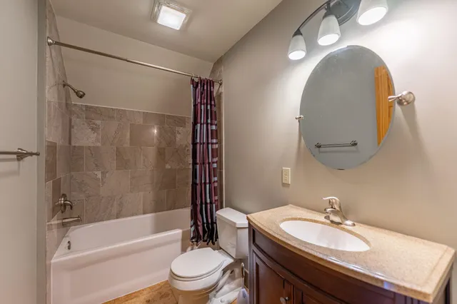 $629,500 | 166 South Rocky Hill Road, Galena, IL 61036