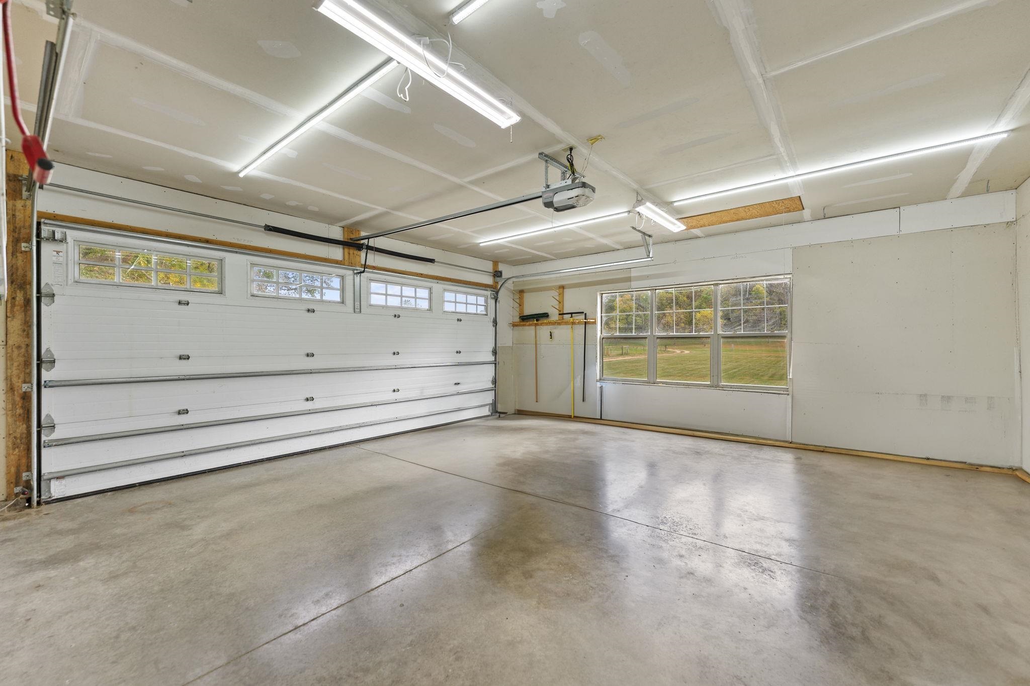 166 South Rocky Hill Road Galena, IL 61036 - Photo 30 of 57 a view of room and window