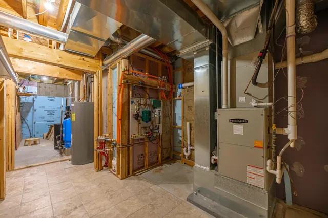 $629,500 | 166 South Rocky Hill Road, Galena, IL 61036