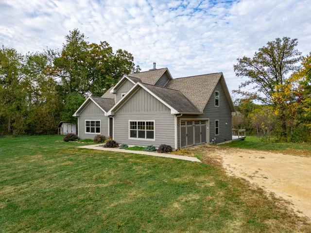$629,500 | 166 South Rocky Hill Road, Galena, IL 61036