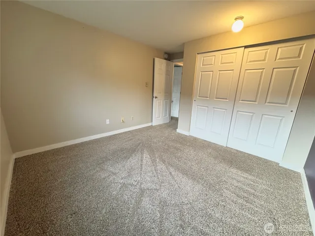 $1,900 | 6700 Northeast 182nd Street, Unit A208, Kenmore, WA 98028