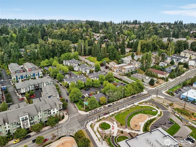 $1,900 | 6700 Northeast 182nd Street, Unit A208, Kenmore, WA 98028