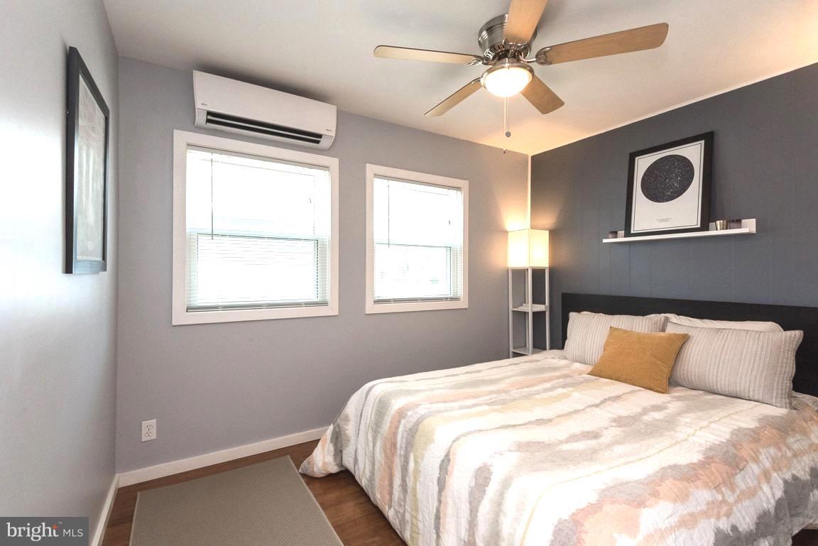 331 Salisbury Road Edgewater, MD 21037 - Photo 12 of 30 Large Master Bedroom