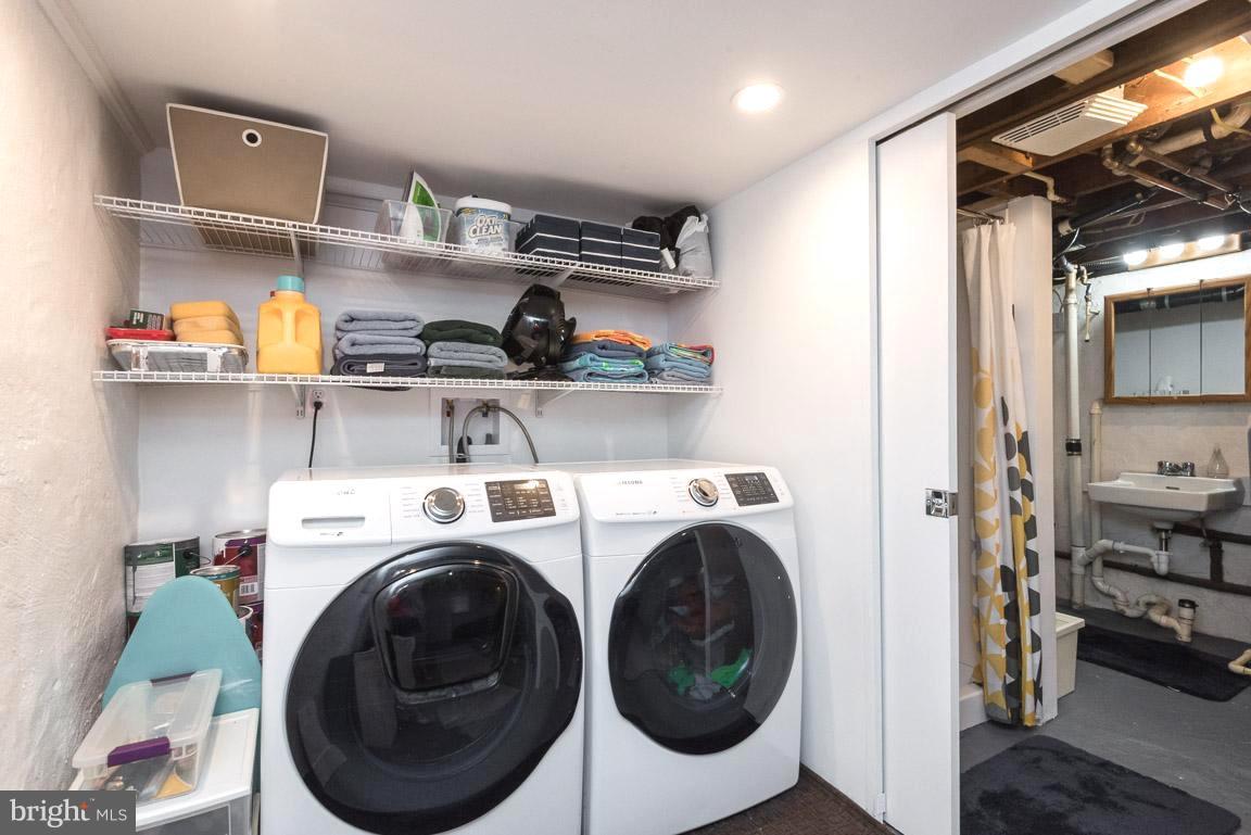 331 Salisbury Road Edgewater, MD 21037 - Photo 26 of 30 Laundry with Storage