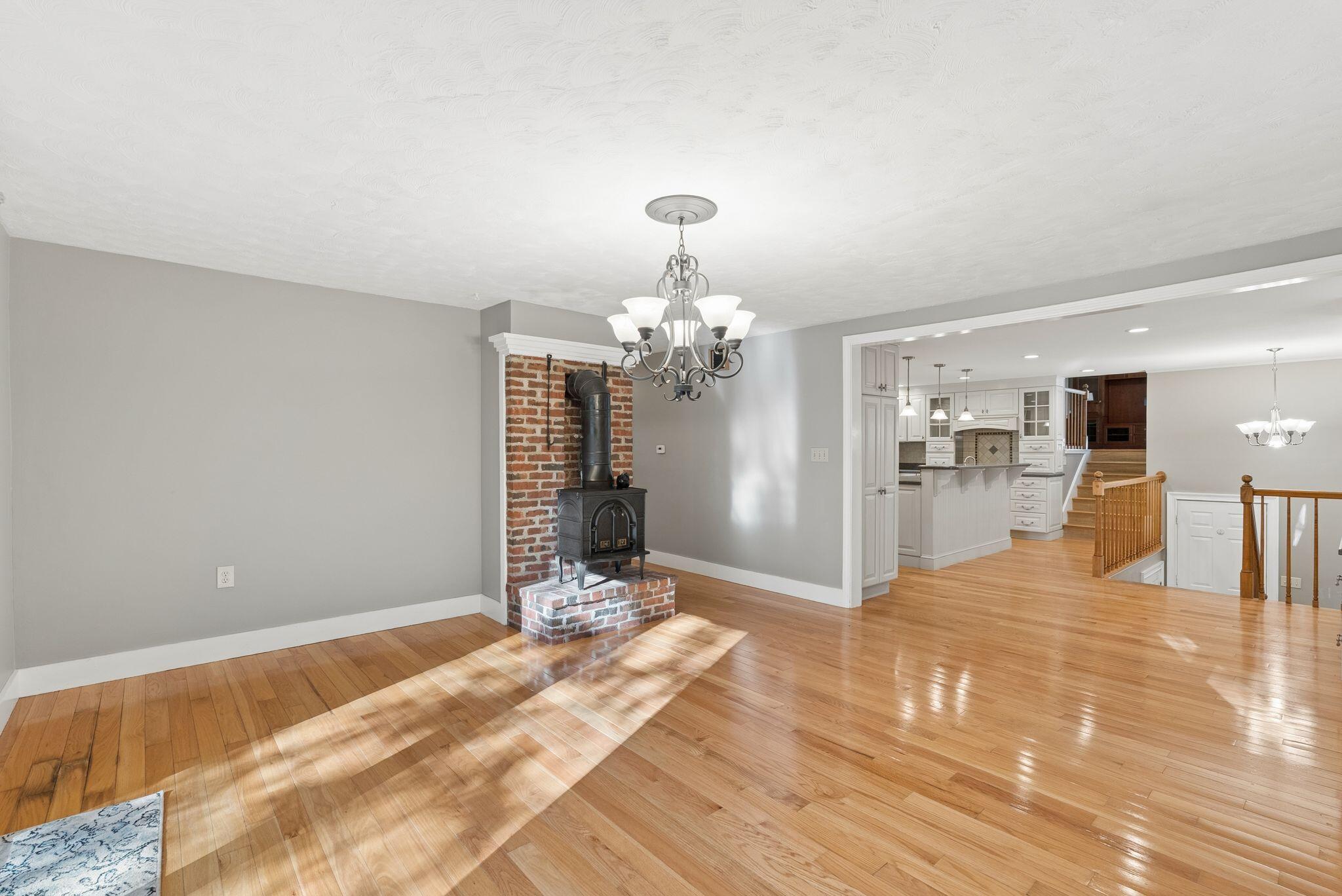 304 Blanchard Road Cumberland, ME 04021 - Photo 8 of 49 31_DSC02188
