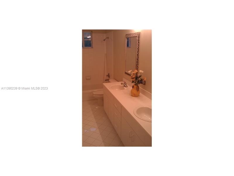 The Ridges Weston, FL 33331 - Photo 12 of 16 Bathroom