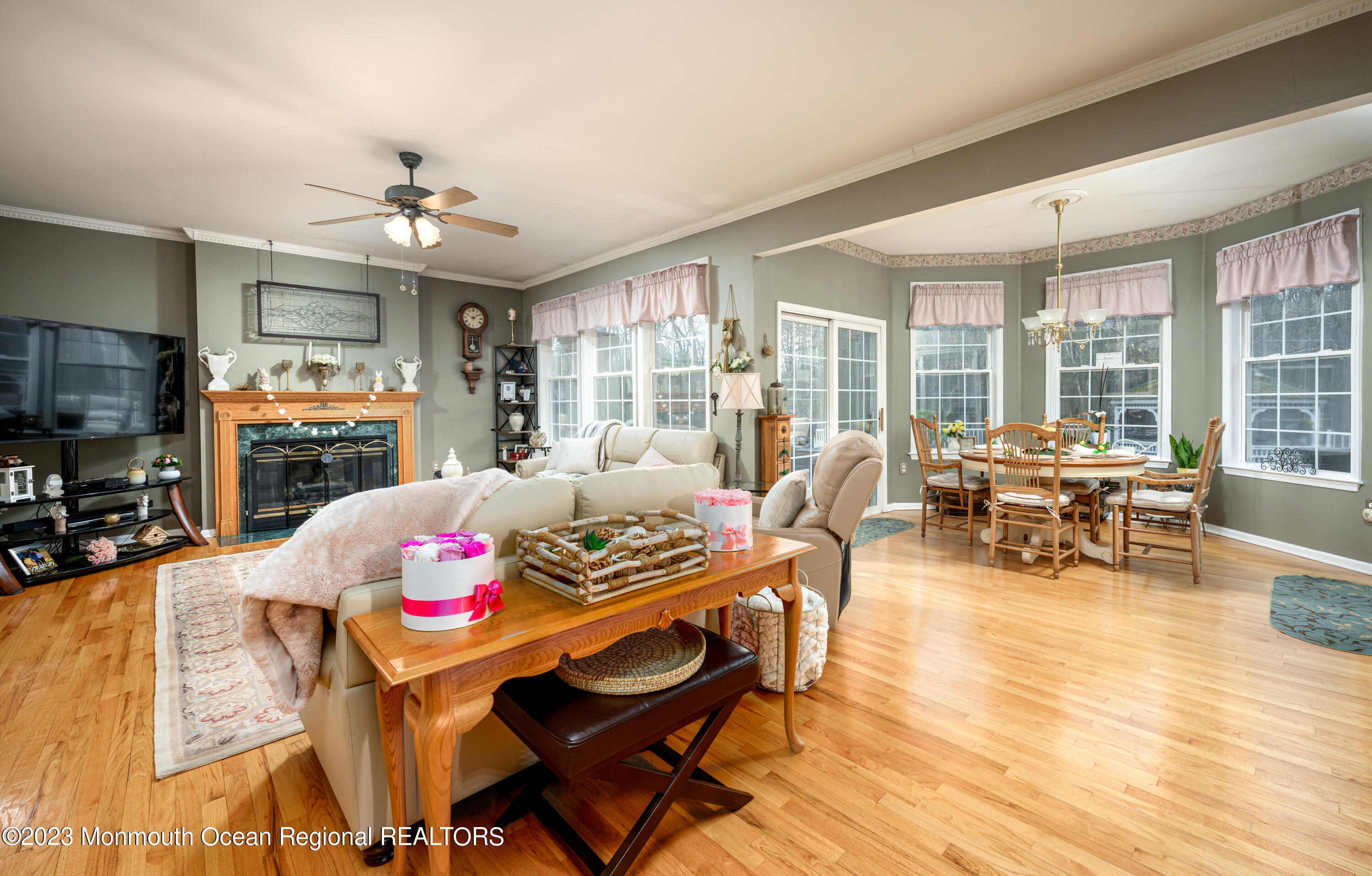 22 Amanda Lane Howell, NJ 07731 - Photo 11 of 53 22_Amanda_Ln-13